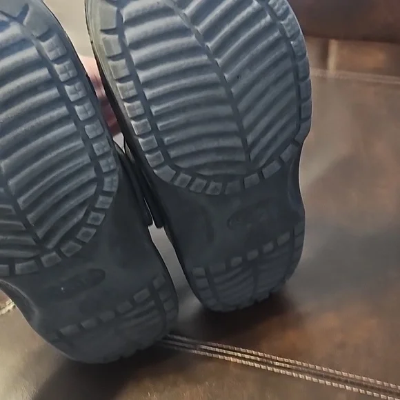 Crocs - Picture 2 of 2